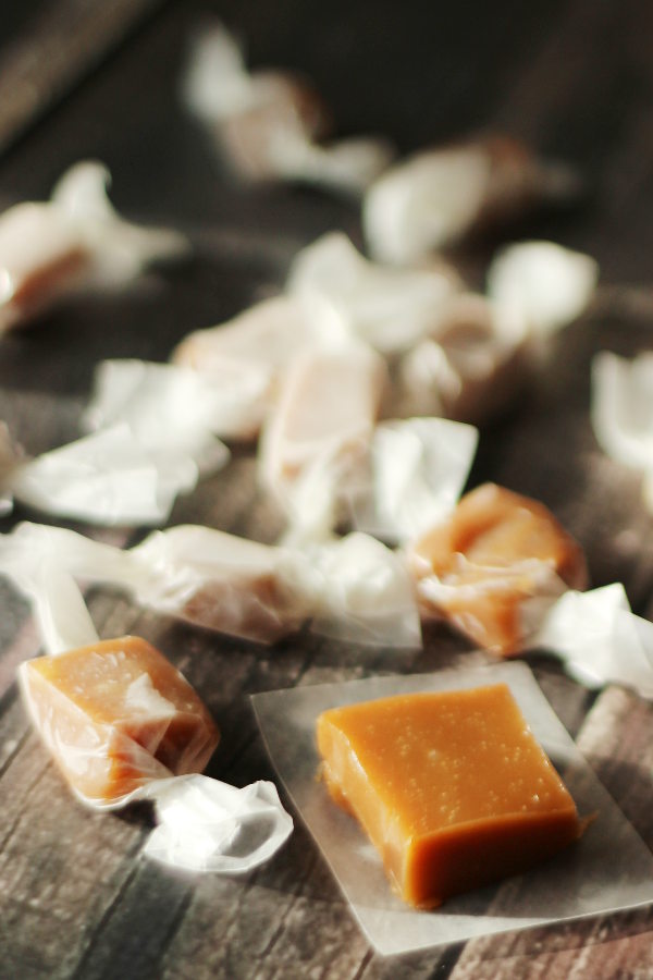 https://www.mirlandraskitchen.com/wp-content/uploads/2015/01/Easy-homemade-caramels.jpg