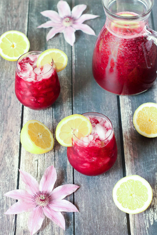 https://www.mirlandraskitchen.com/wp-content/uploads/2015/06/mixed-berry-fresh-squeezed-lemonade-1-600x900.jpg