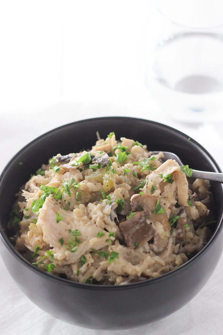 Instant Pot Chicken and Rice with Mushrooms - Mirlandra's Kitchen