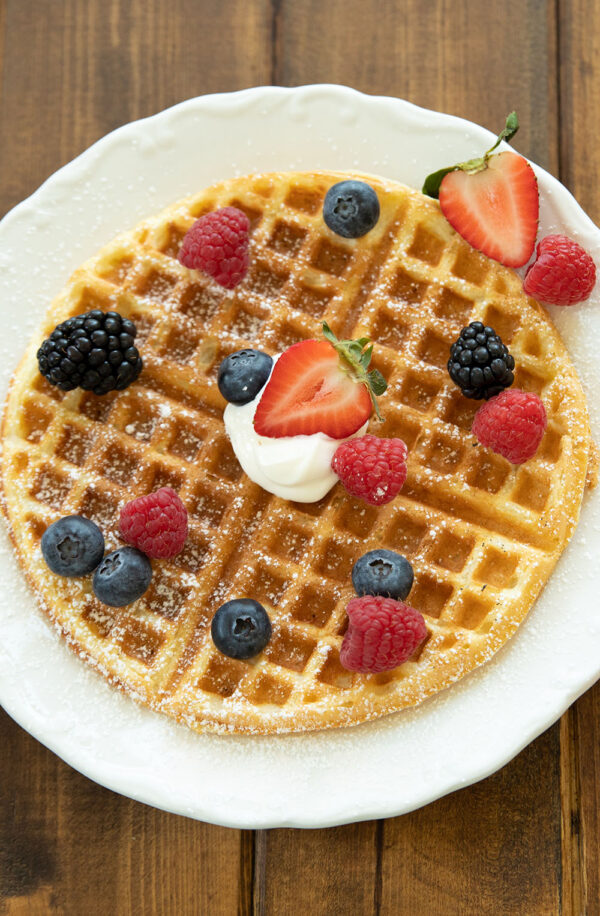 Easy Buttermilk Waffles - Mirlandra's Kitchen